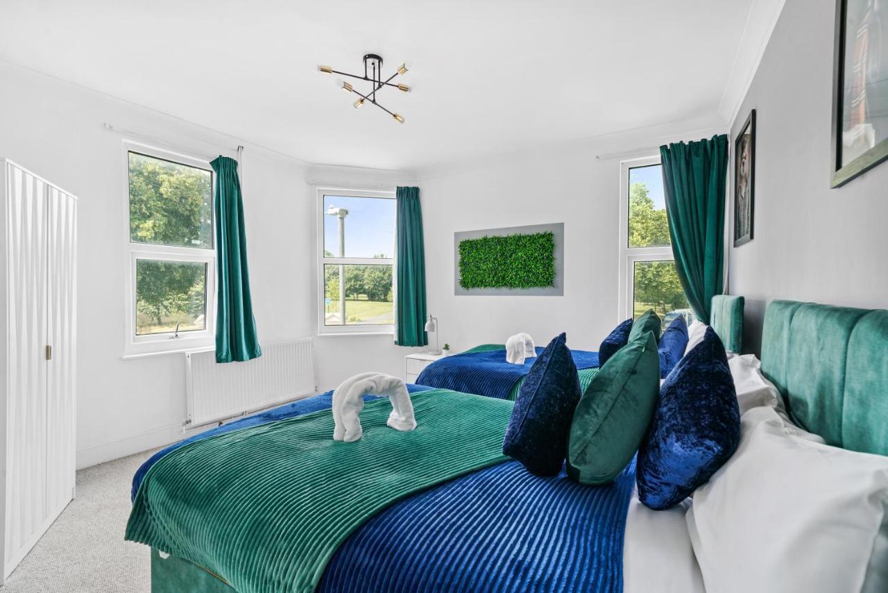 Apartamento The Emerald Gem - Overlooking The Park Bristol Exterior foto